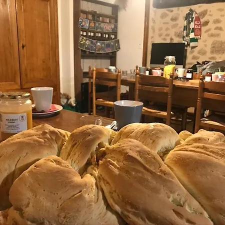 Lo Soulenquo A Fonteilles Sur Le Gr 65 Frühstückspension