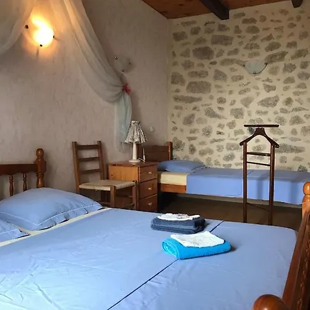 Bed & Breakfast Lo Soulenquo à Fonteilles Sur Le Gr 65 Golinhac