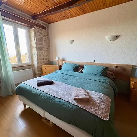 Bed & Breakfast Lo Soulenquo A Fonteilles Sur Le Gr 65 3*