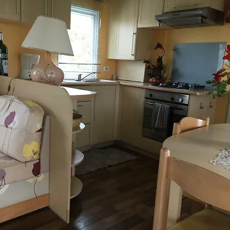 Lo Soulenquo A Fonteilles Sur Le Gr 65 Bed & Breakfast 3*