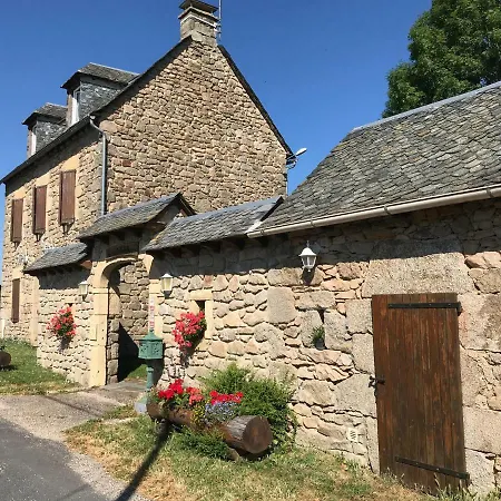 Bed & Breakfast Lo Soulenquo à Fonteilles Sur Le Gr 65 3*
