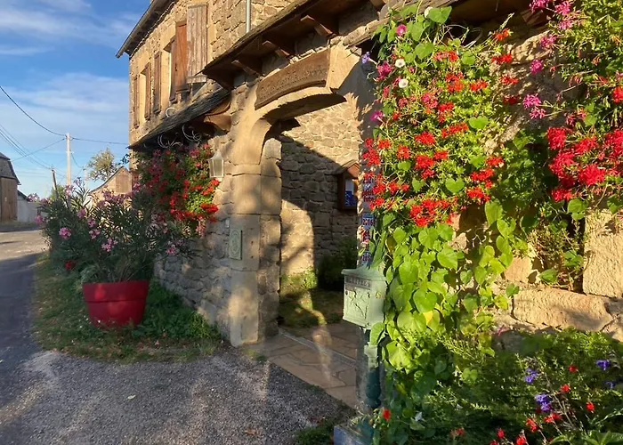 Lo Soulenquo A Fonteilles Sur Le Gr 65 ベッド・アンド・ブレックファスト 3*