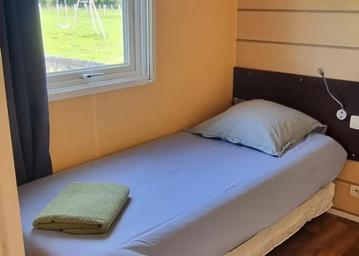 Lo Soulenquo A Fonteilles Sur Le Gr 65 B&B 3*